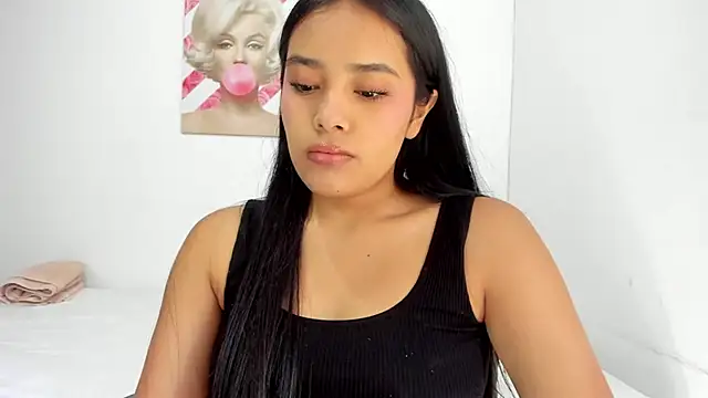 valeria millers online show from 04/24/26, 02:19