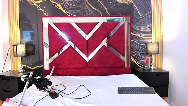 Snapshot of VioletRose_as chatting on 07/10/26, 07:38 VioletRose as online show from 07/10/26, 07:38