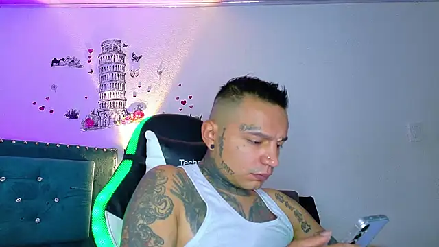 AnniexMichaelLive online show from 05/05/26, 08:50