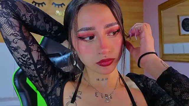 Snapshot of Abril_Velvet_a_ chatting on 01/08/26, 12:40 Abril Velvet a online show from 01/08/26, 12:40