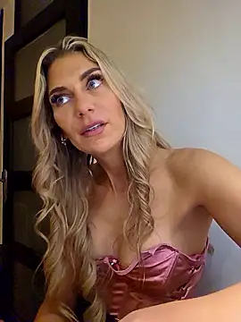 Snapshot of Melody1600 chatting on 01/07/26, 08:11 Melody1600 online show from 01/07/26, 08:11