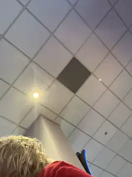 Snapshot of toomuchofafreak chatting on 03/15/26, 05:57 toomuchofafreak online show from 03/15/26, 05:57