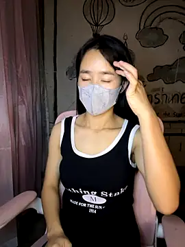 TiNa 04 online show from 10/09/25, 02:15