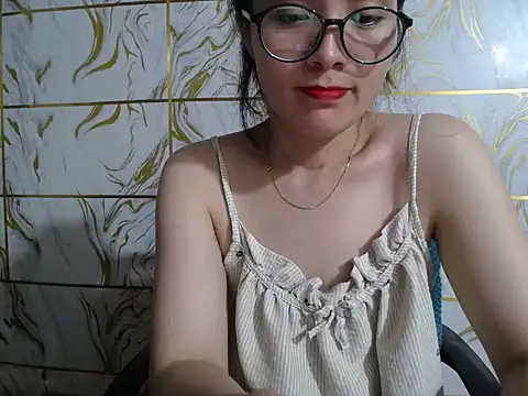 Lyzizi lovely09 online show from 06/20/26, 02:09