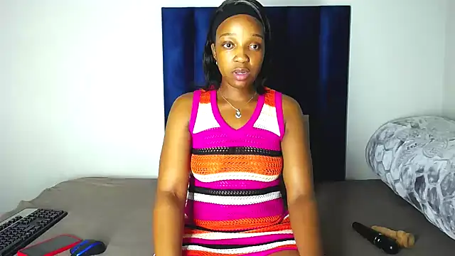 Pinkdollyg online show from 10/22/25, 08:03