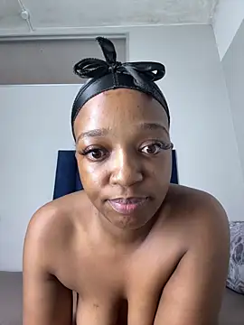 Pinkdollyg online show from 02/19/26, 02:24