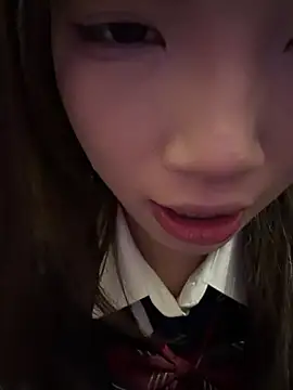 Yiyi-707 online show from 12/04/25, 02:04