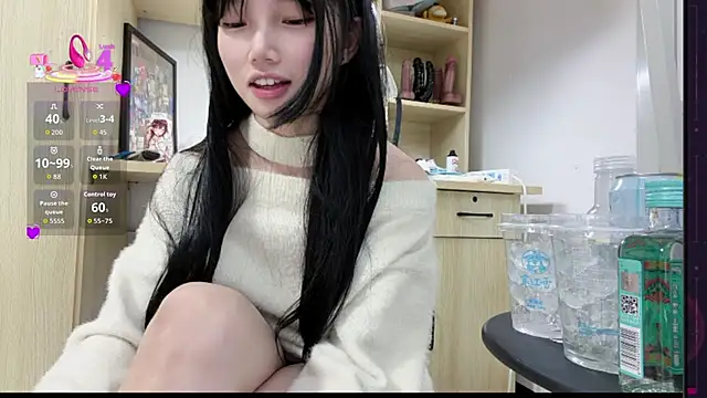 Snapshot of Yiyi-707 chatting on 01/19/26, 01:15 Yiyi-707 online show from 01/19/26, 01:15