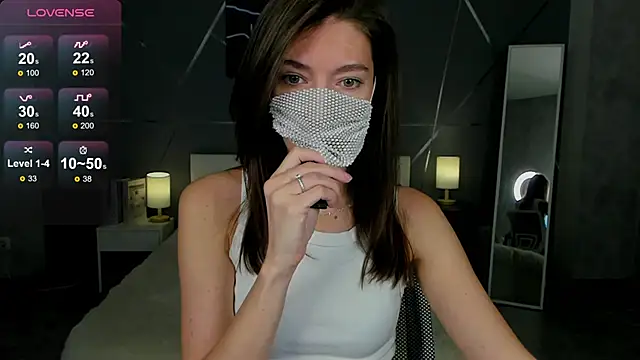 Snapshot of take_me_to_moon chatting on 10/15/25, 01:28 take me to moon online show from 10/15/25, 01:28