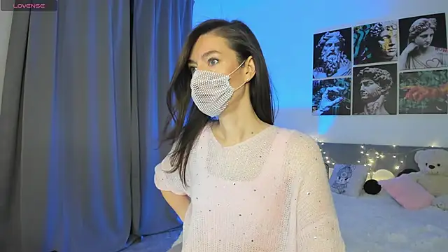 Snapshot of take_me_to_moon chatting on 02/05/26, 01:32 take me to moon online show from 02/05/26, 01:32