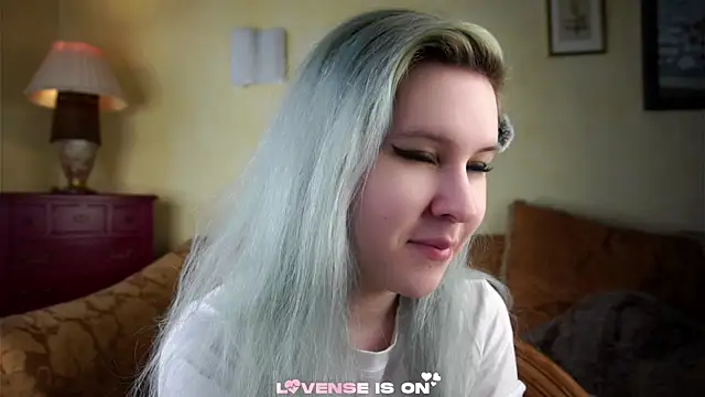 Snapshot of ElizSpieth chatting on 07/04/26, 03:13 ElizSpieth online show from 07/04/26, 03:13