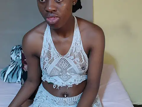 SexyKatLady18 online show from 04/28/26, 11:43