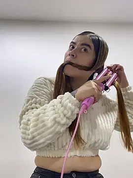 CharlotteBrownn  online show from 10/22/25, 03:29