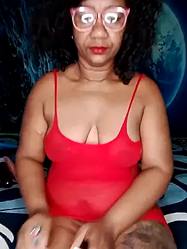 Snapshot of analgetica chatting on 09/30/25, 10:53 analgetica online show from 09/30/25, 10:53