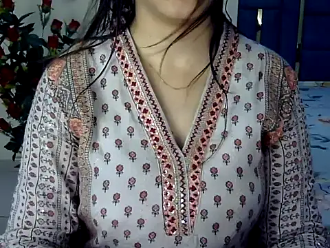 Rumi cute online show from 05/02/26, 02:33