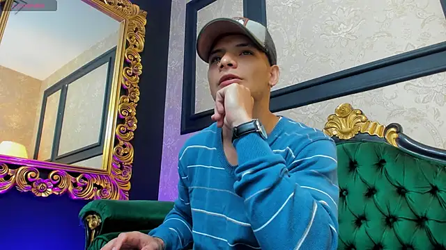 AlessandroKiing online show from 09/09/25, 01:54