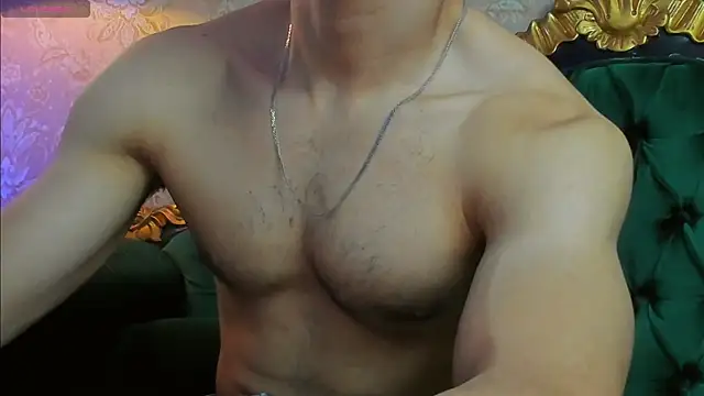 Snapshot of AlessandroKiing chatting on 07/23/26, 01:58 AlessandroKiing online show from 07/23/26, 01:58