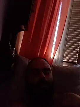 Snapshot of body02081 chatting on 06/18/26, 07:08 body02081 online show from 06/18/26, 07:08