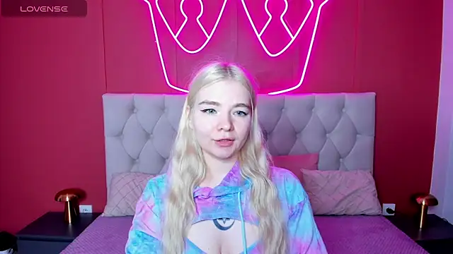 RuthBryant online show from 09/16/25, 01:39