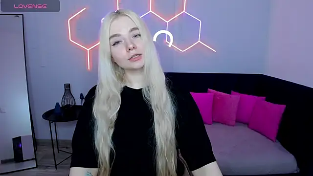 RuthBryant online show from 09/17/25, 08:38