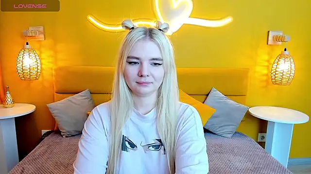 RuthBryant online show from 10/11/25, 01:16