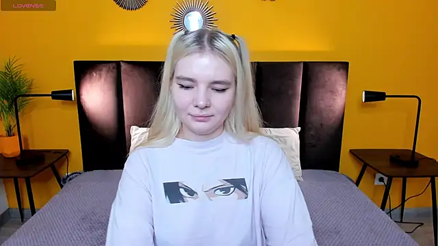 RuthBryant online show from 11/05/25, 01:05