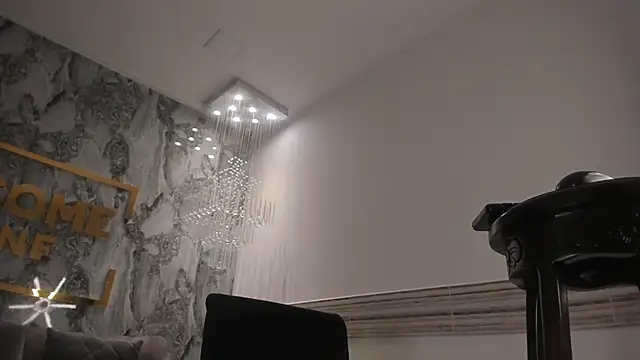 Sophi Johnson online show from 06/14/26, 06:04