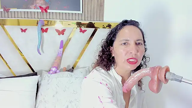 Luna Naughty1 online show from 04/28/26, 02:27