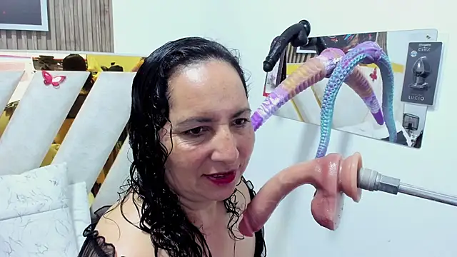 Luna Naughty1 online show from 05/08/26, 09:03