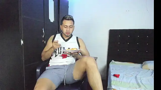 Ryan xc1 online show from 09/28/25, 02:17