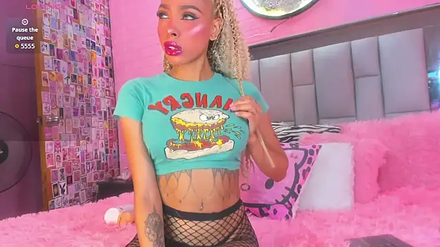 Nicole Rosales online show from 09/14/25, 06:51