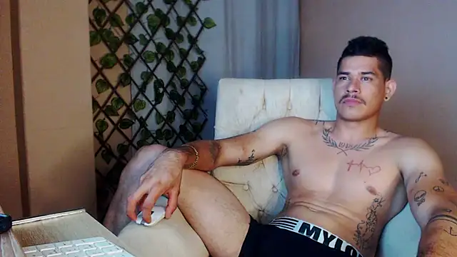 Jffer sLHom online show from 05/07/26, 11:54