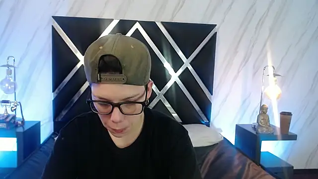 SpencerMontgomery online show from 12/05/25, 08:05