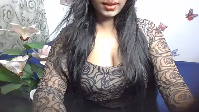 Snapshot of LustInLips chatting on 05/21/26, 05:03 LustInLips online show from 05/21/26, 05:03