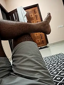 Snapshot of Mr_Batting_Man chatting on 10/08/25, 06:16 Mr Batting Man online show from 10/08/25, 06:16