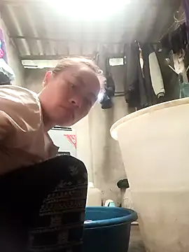 CoMay003 online show from 09/10/25, 04:01