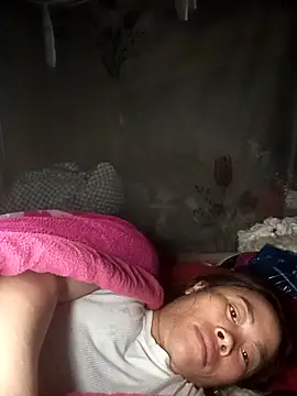 CoMay003 online show from 11/04/25, 07:57