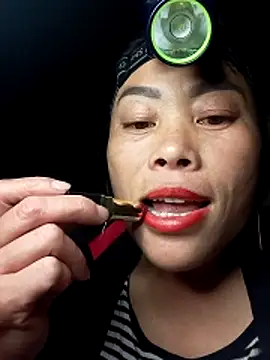 CoMay003 online show from 12/15/25, 02:54