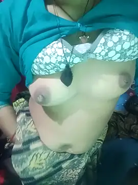 Snapshot of Sonam9696 chatting on 02/15/26, 06:59 Sonam9696 online show from 02/15/26, 06:59