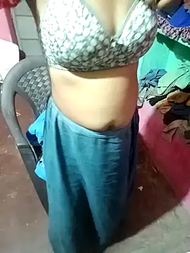 Snapshot of Sonam9696 chatting on 02/21/26, 06:42 Sonam9696 online show from 02/21/26, 06:42