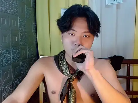 Snapshot of youre_BabyBoy chatting on 11/21/25, 08:18 youre BabyBoy online show from 11/21/25, 08:18