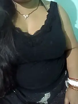 Snapshot of Anjali-bhabhi chatting on 04/15/26, 07:32 Anjali-bhabhi online show from 04/15/26, 07:32