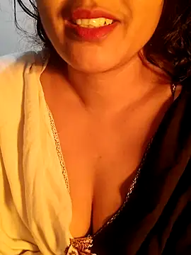 Snapshot of spicysuhana chatting on 01/06/26, 01:09 spicysuhana online show from 01/06/26, 01:09