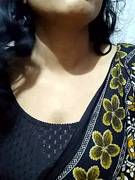 Snapshot of spicysuhana chatting on 01/09/26, 12:24 spicysuhana online show from 01/09/26, 12:24