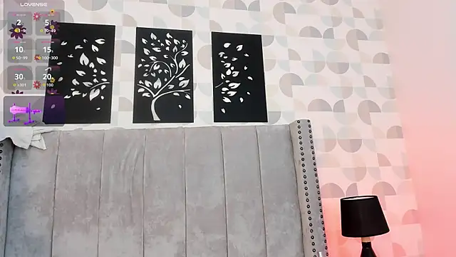 cristhi esterling online show from 11/08/25, 12:05