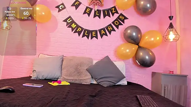 Snapshot of MayteLiu_ chatting on 09/26/25, 12:53 MayteLiu online show from 09/26/25, 12:53