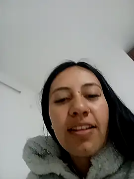 Snapshot of Nika_Hot chatting on 10/12/25, 03:05 Nika Hot online show from 10/12/25, 03:05