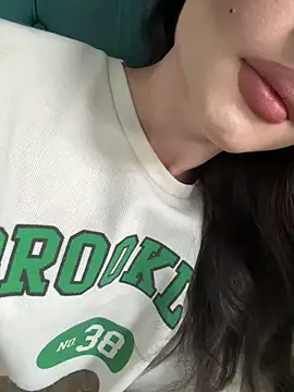 Snapshot of solaradevitta888 chatting on 02/05/26, 04:28 solaradevitta888 online show from 02/05/26, 04:28