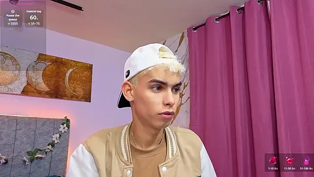 Room 69x online show from 02/04/26, 03:34