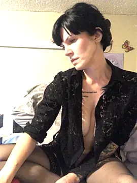 Snapshot of mzz_lillypillxoxo chatting on 10/11/25, 02:59 mzz lillypillxoxo online show from 10/11/25, 02:59